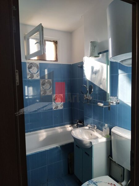 1 Mai, Chibrit, Mihalache, apartament cu 2 camere de inchiriat.